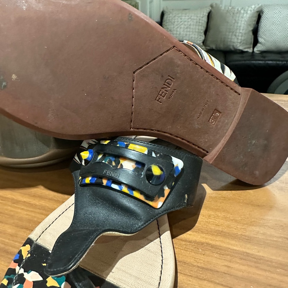 Fendi slides